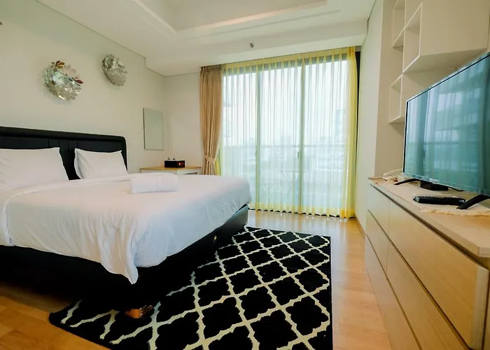 Monas View Studio Apartment At Capitol Suites By Travelio